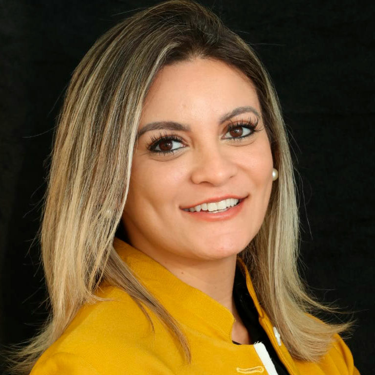 foto-Patricia-Ribeiro-circle